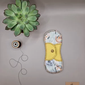 Protège slip lavable au motif Poesie