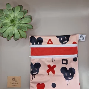 Pochette duo imperméable – idéal pour ranger serviettes hygiéniques lavables ou maillot de bain mouillé, fabriqué en Suisse par La Fabrik a Patate
