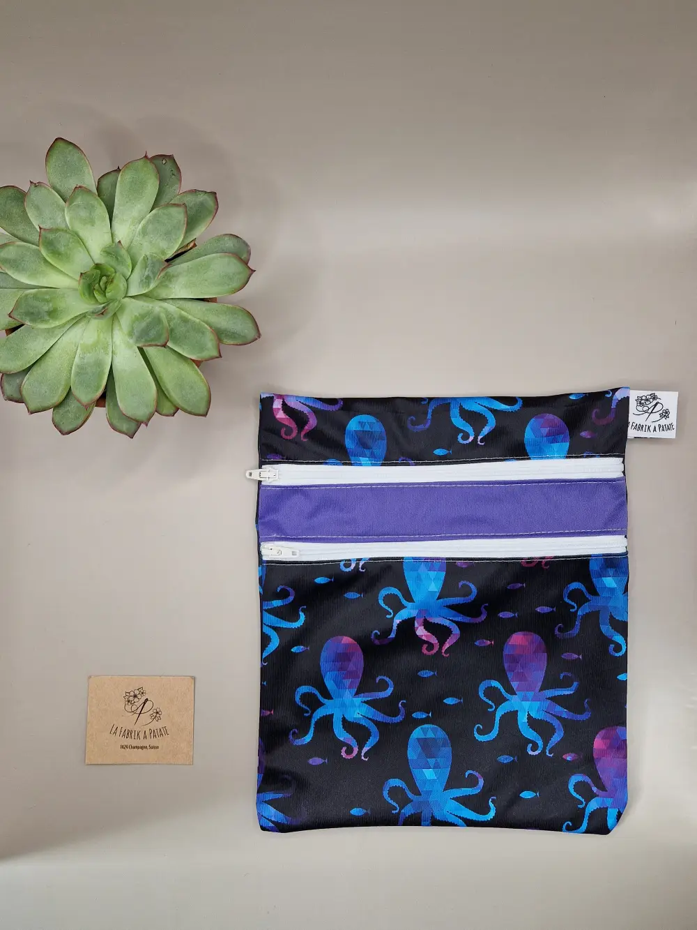 Pochette duo imperméable – idéal pour ranger serviettes hygiéniques lavables ou maillot de bain mouillé, fabriqué en Suisse par La Fabrik a Patate