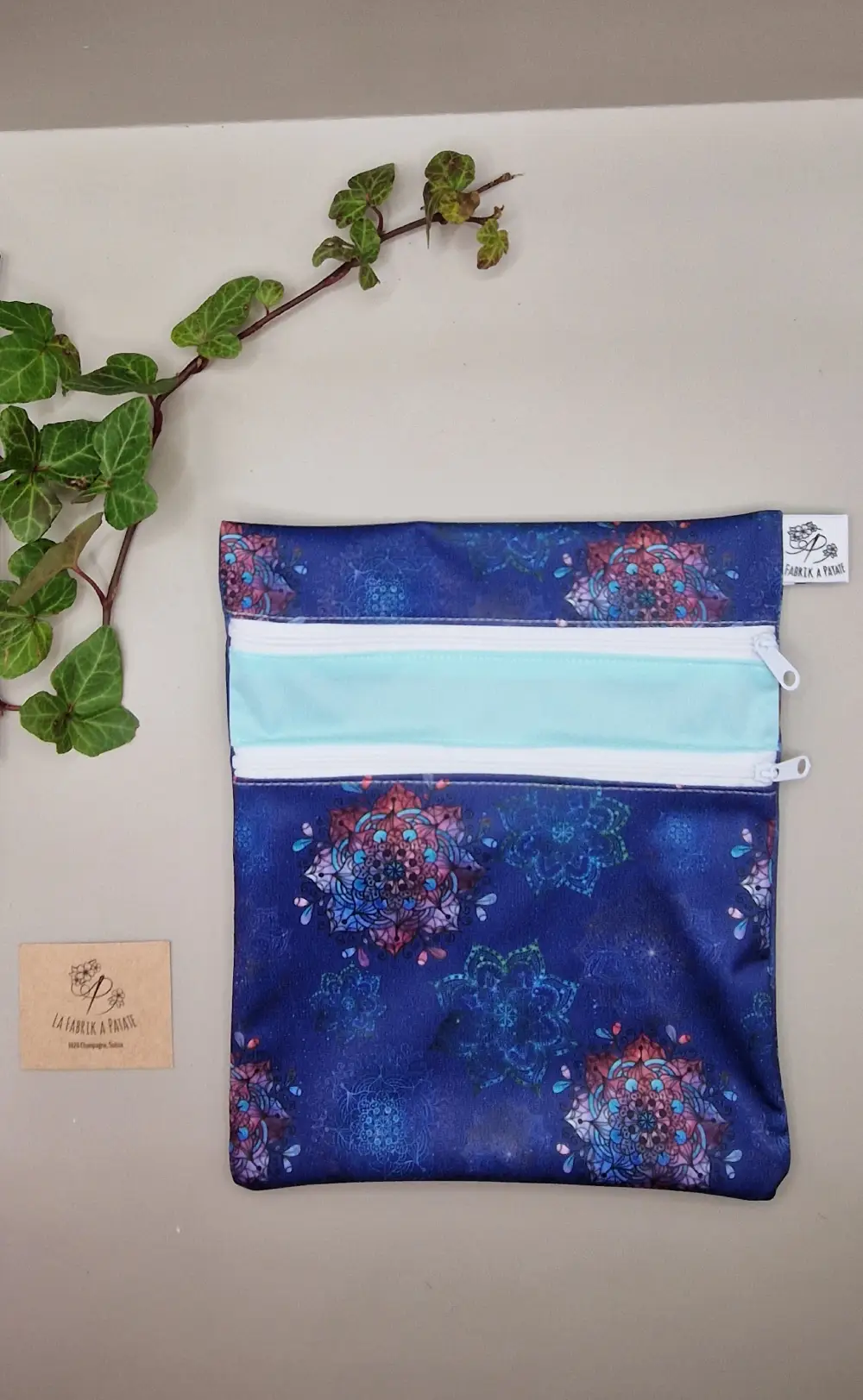 Pochette duo imperméable – idéal pour ranger serviettes hygiéniques lavables ou maillot de bain mouillé, fabriqué en Suisse par La Fabrik a Patate