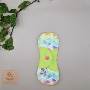 Protège Slip lavable arlequin – protection menstruelle réutilisable et absorbante, fabriquée en Suisse par La Fabrik a Patate.