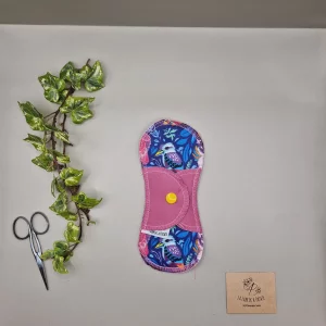 Protège Slip lavable zazu – protection menstruelle réutilisable et absorbante, fabriquée en Suisse par La Fabrik a Patate.