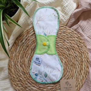 Serviette hygiénique lavable nuit au motif eucalyptus doré