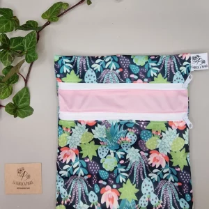 Pochette duo imperméable – idéal pour ranger serviettes hygiéniques lavables ou maillot de bain mouillé, fabriqué en Suisse par La Fabrik a Patate