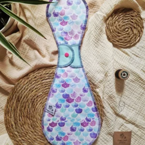 Serviette hygienique lavable 40cm au motif sirene
